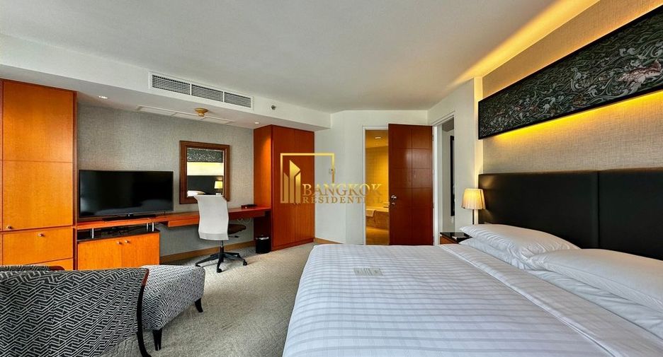 For rent 2 bedrooms serviced apartment in Yan Nawa, Bangkok
