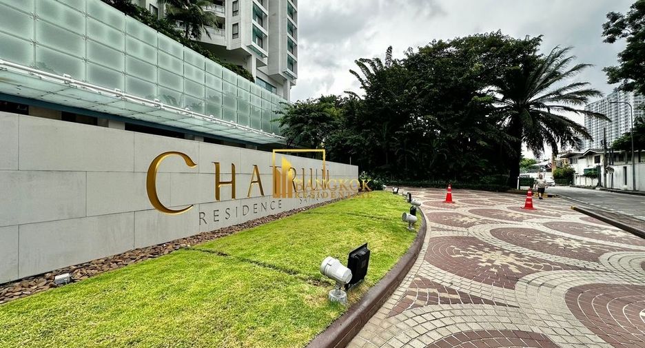 For rent 2 bedrooms serviced apartment in Yan Nawa, Bangkok