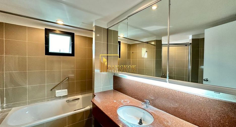 Apartamento en alquiler de 3 habitaciones en Watthana, Bangkok