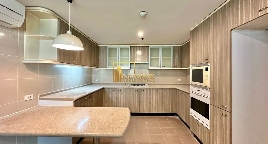 Apartamento en alquiler de 3 habitaciones en Watthana, Bangkok
