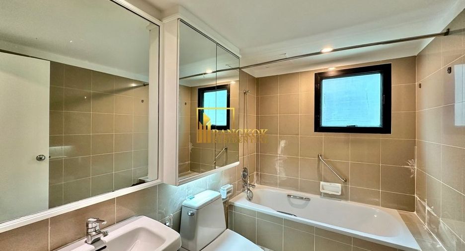 Apartamento en alquiler de 3 habitaciones en Watthana, Bangkok