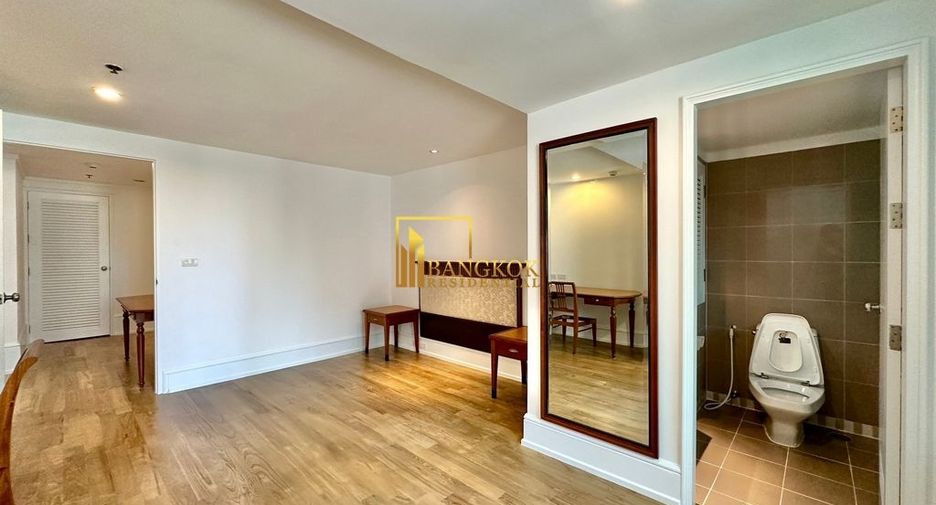 Apartamento en alquiler de 3 habitaciones en Watthana, Bangkok