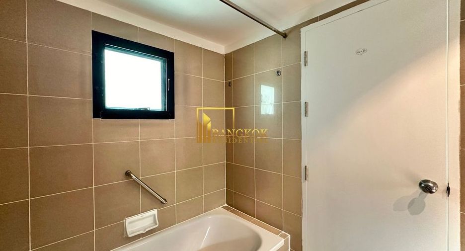 Apartamento en alquiler de 3 habitaciones en Watthana, Bangkok