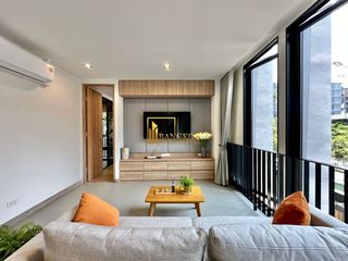 For rent 2 bedrooms apartment in Pathum Wan, Bangkok