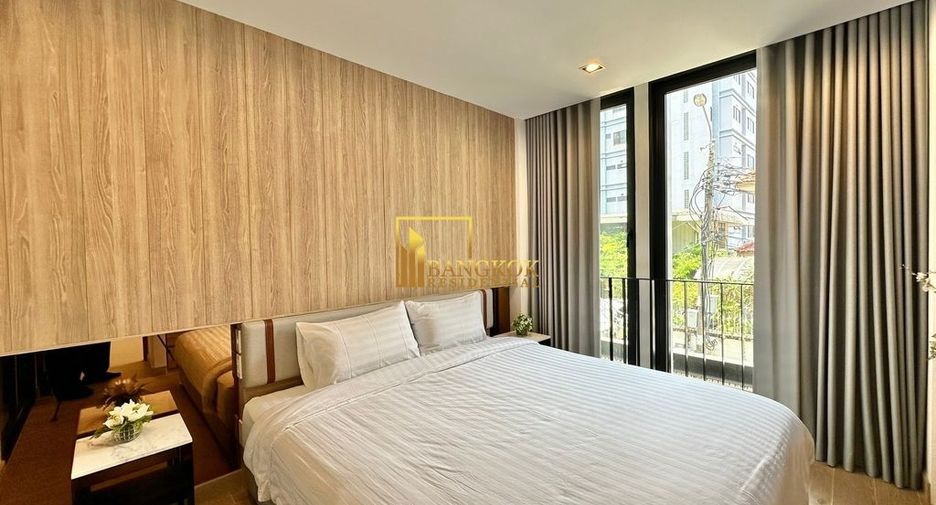 For rent 2 bedrooms apartment in Pathum Wan, Bangkok