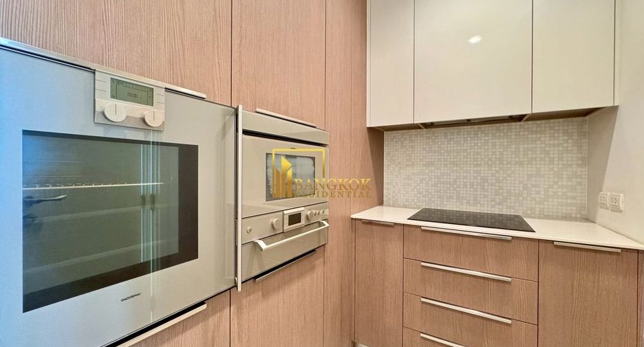 For rent 4 bedrooms condo in Pathum Wan, Bangkok