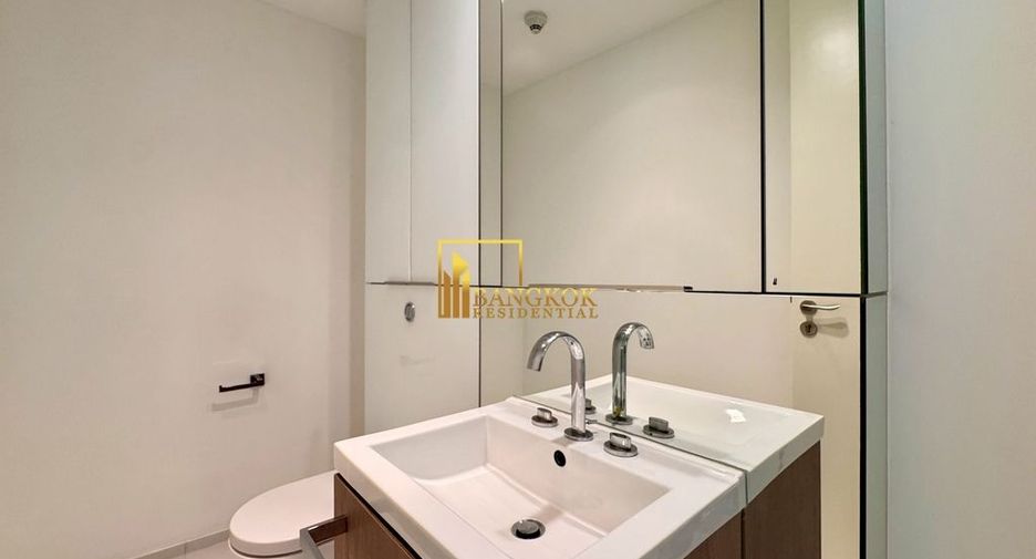 For rent 4 bedrooms condo in Pathum Wan, Bangkok