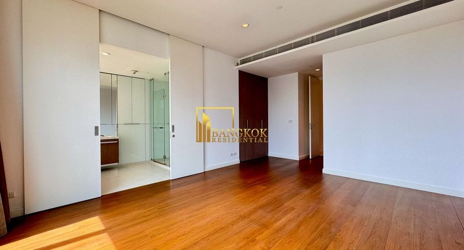 For rent 4 bedrooms condo in Pathum Wan, Bangkok