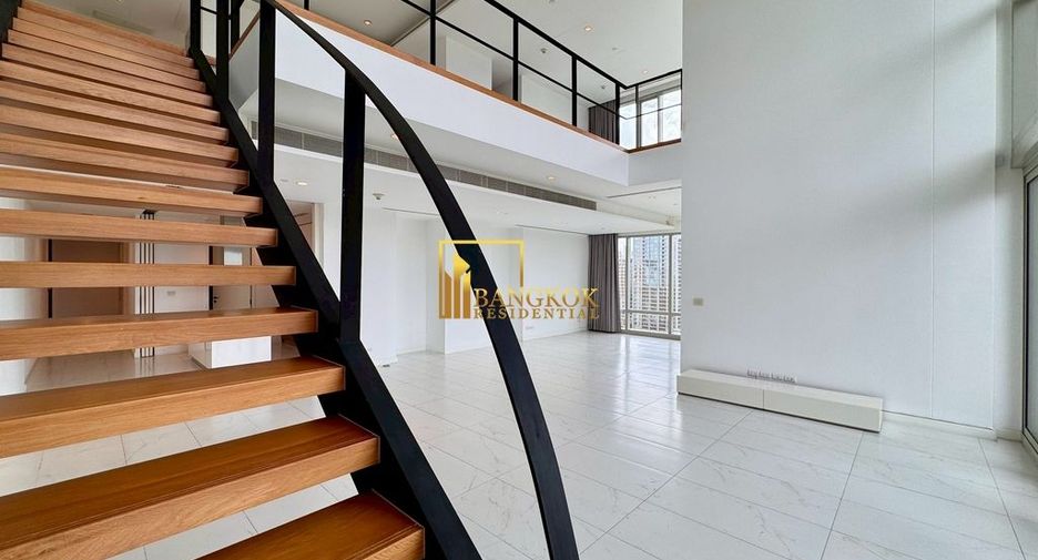 For rent 4 bedrooms condo in Pathum Wan, Bangkok