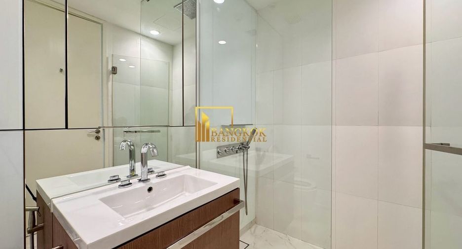 For rent 4 bedrooms condo in Pathum Wan, Bangkok