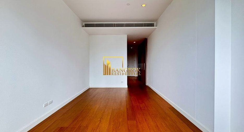 For rent 4 bedrooms condo in Pathum Wan, Bangkok