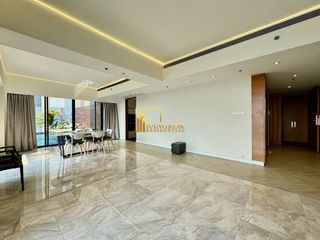 Condo en alquiler de 3 habitaciones en Sathon, Bangkok