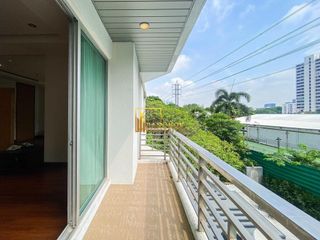 For rent 3 bedrooms apartment in Pathum Wan, Bangkok