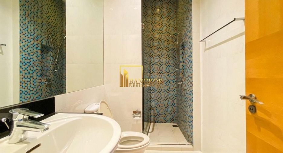 For rent 3 bedrooms apartment in Pathum Wan, Bangkok