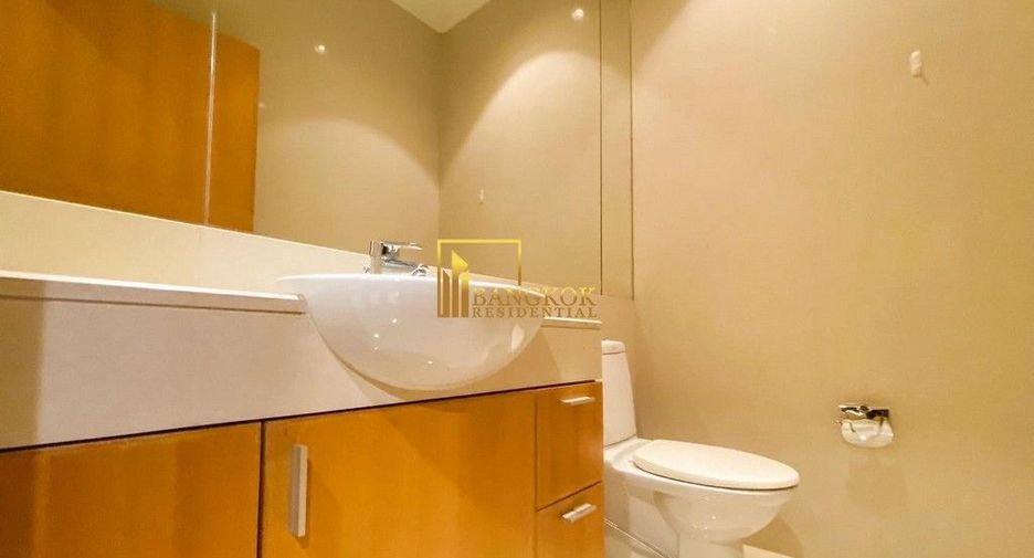 For rent 3 bedrooms apartment in Pathum Wan, Bangkok