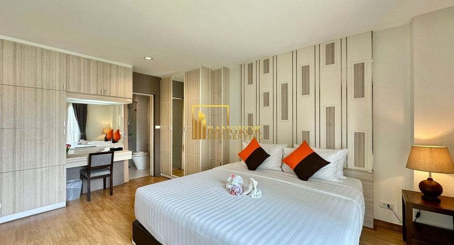 For rent 2 bedrooms apartment in Watthana, Bangkok