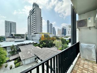 For rent 2 bedrooms apartment in Watthana, Bangkok