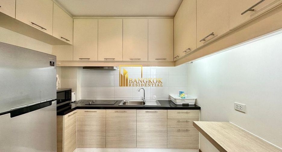 For rent 2 bedrooms apartment in Watthana, Bangkok