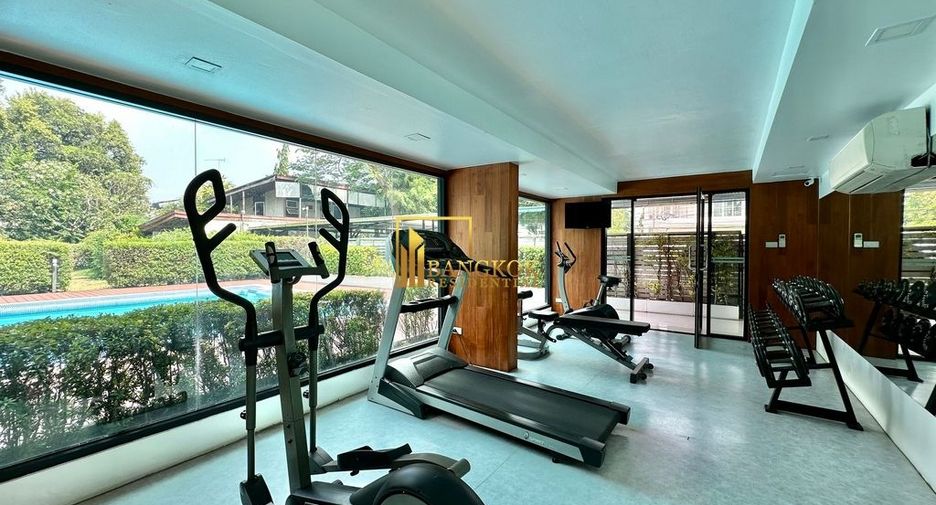 For rent 2 bedrooms apartment in Watthana, Bangkok