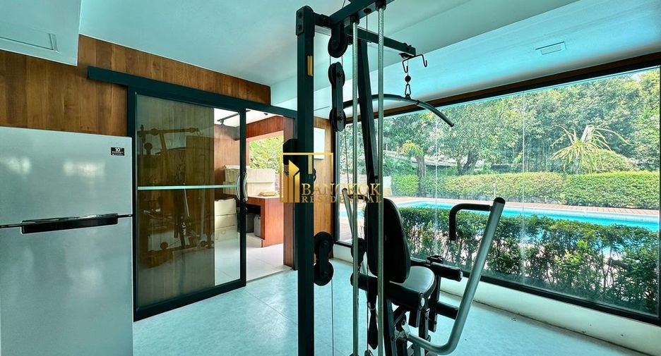 For rent 2 bedrooms apartment in Watthana, Bangkok