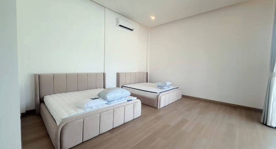 Villa en venta de 5 habitaciones en Bang Lamung, Chonburi