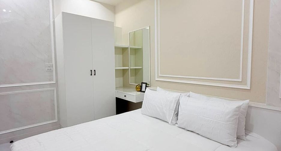 For sale 3 bedrooms house in Si Racha, Chonburi