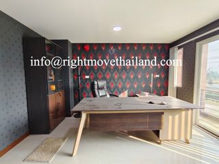 For sale 5 Beds retail Space in Mueang Pathum Thani, Pathum Thani