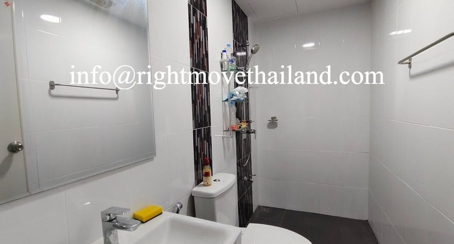 Local comercial en venta de 5 habitaciones en Mueang Pathum Thani, Pathum Thani