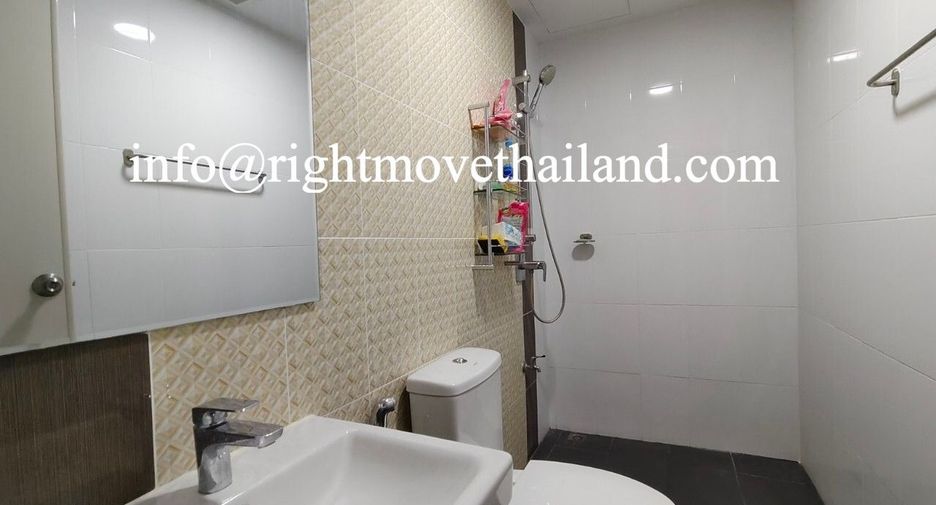 Local comercial en venta de 5 habitaciones en Mueang Pathum Thani, Pathum Thani