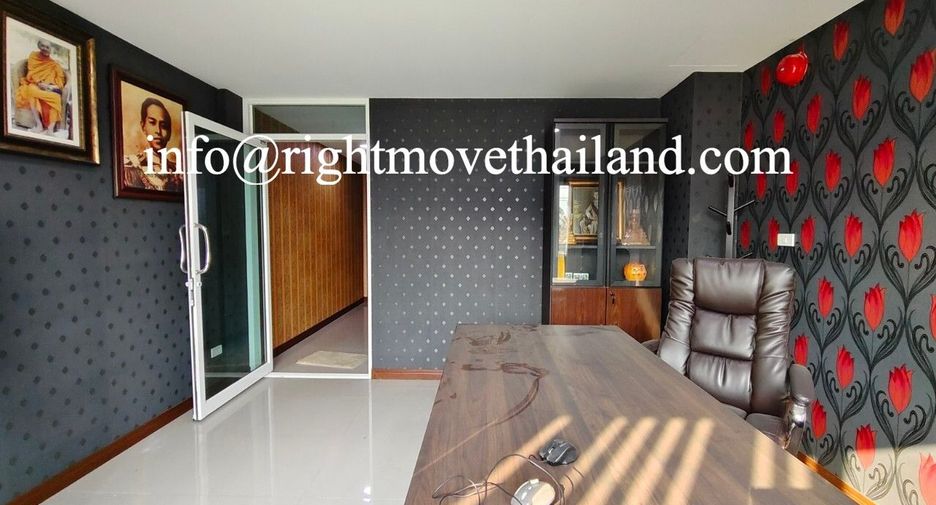 Local comercial en venta de 5 habitaciones en Mueang Pathum Thani, Pathum Thani