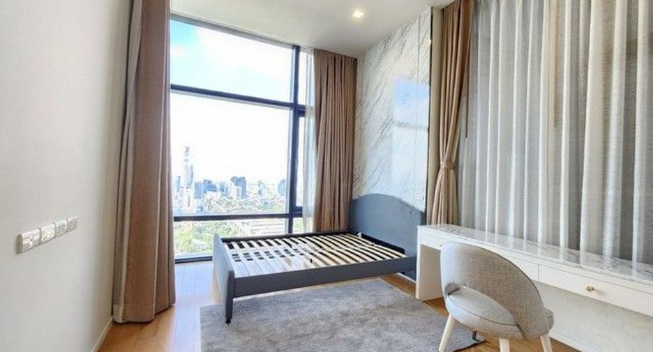 À louer 3 chambres condo à Watthana, Bangkok