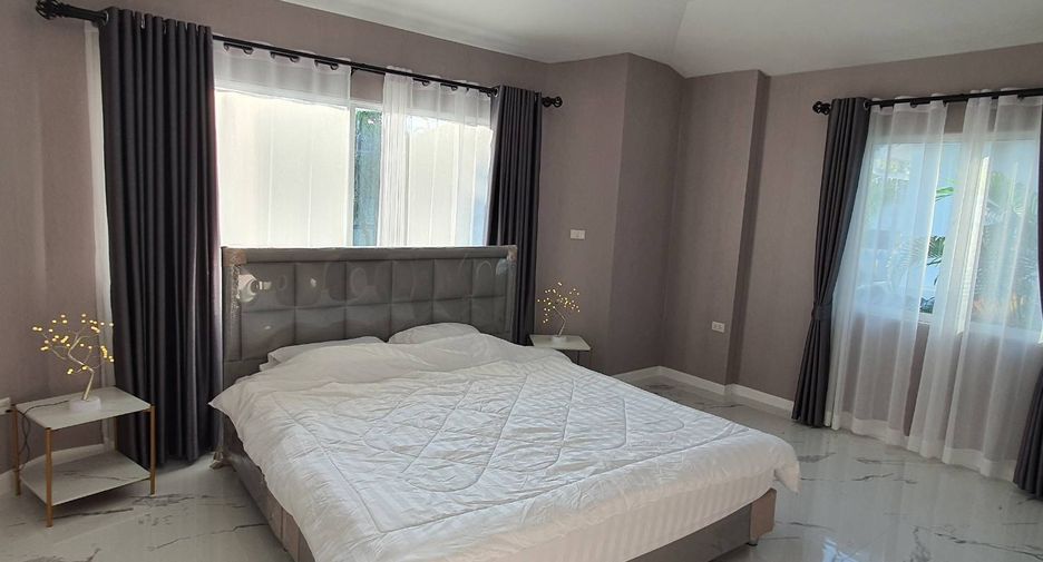 For rent and for sale 3 bedrooms house in Bang Lamung, Chonburi