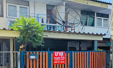 For sale 2 bedrooms townhouse in Lat Phrao, Bangkok