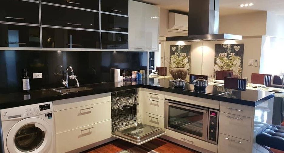 For sale 2 ベッドルーム condo in Mueang Chiang Mai, Chiang Mai