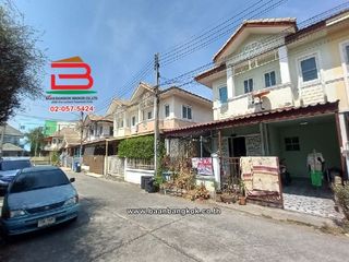 For sale 3 bedrooms townhouse in Bang Pa-in, Phra Nakhon Si Ayutthaya