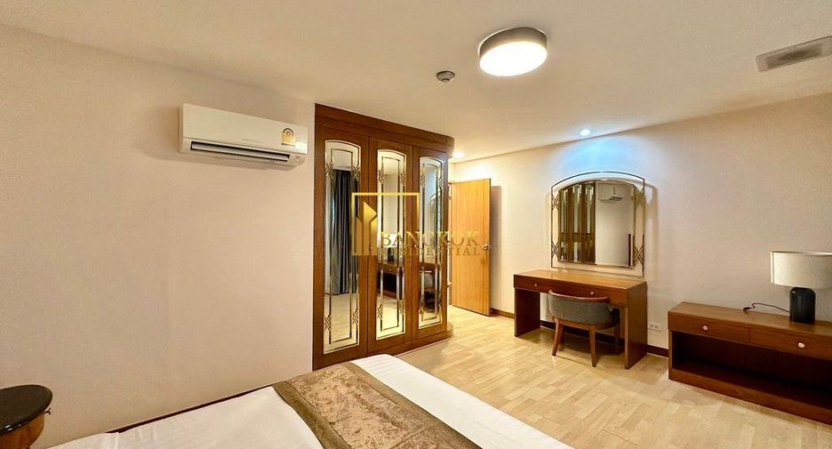 À louer 2 chambres condo à Watthana, Bangkok