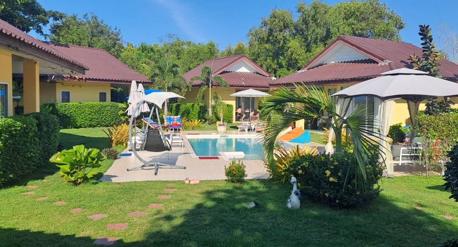 Villa en venta de 7 habitaciones en Mueang Rayong, Rayong