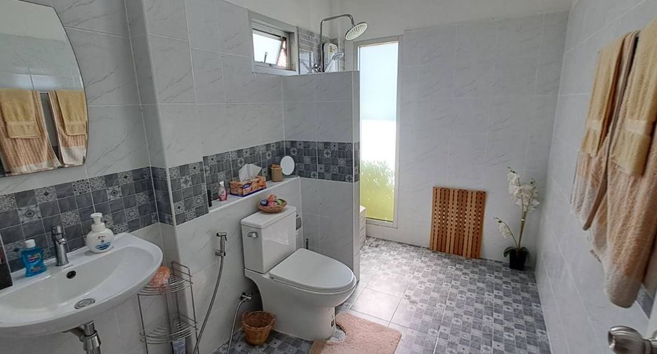 Villa en venta de 7 habitaciones en Mueang Rayong, Rayong