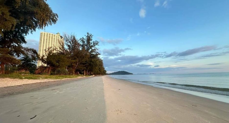 Villa en venta de 7 habitaciones en Mueang Rayong, Rayong