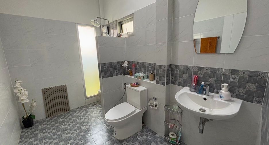Villa en venta de 7 habitaciones en Mueang Rayong, Rayong
