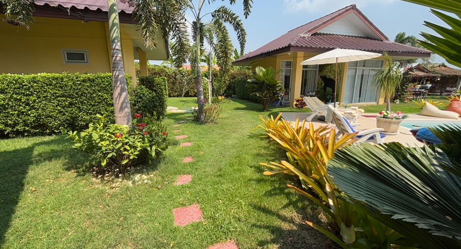 Villa en venta de 7 habitaciones en Mueang Rayong, Rayong
