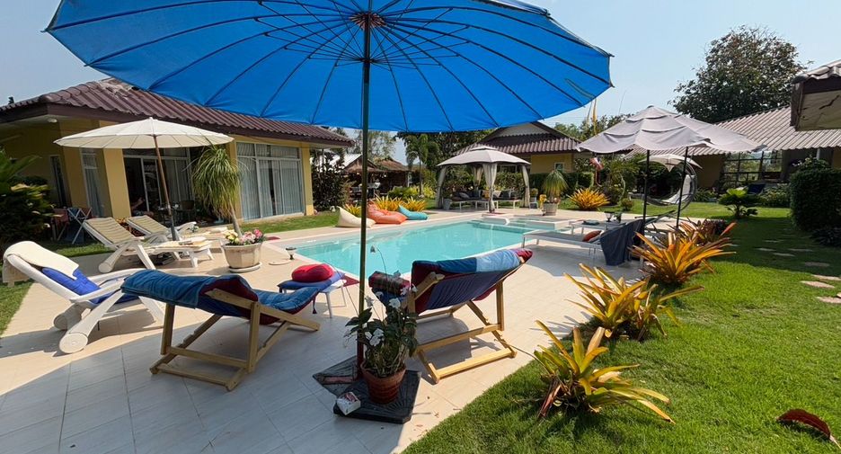 Villa en venta de 7 habitaciones en Mueang Rayong, Rayong