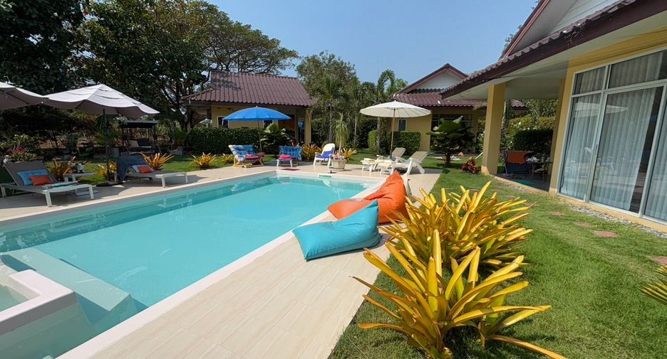 Villa en venta de 7 habitaciones en Mueang Rayong, Rayong