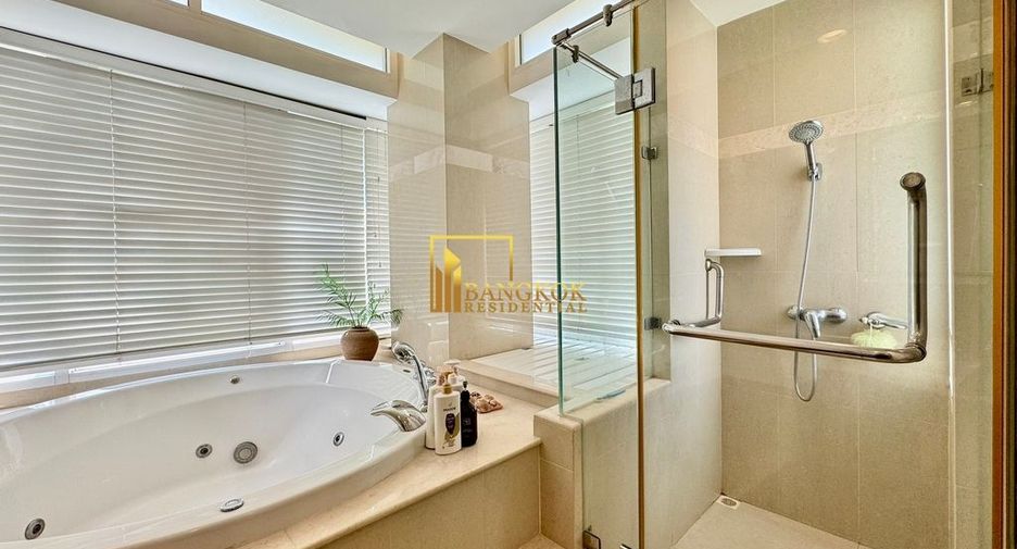 Wohnung zur Miete mit 2 Zimmer in Khlong Toei, Bangkok