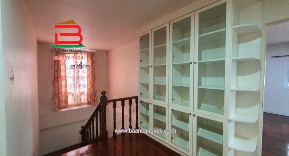 À vendre 5 chambres maison à Bueng Kum, Bangkok