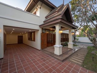 For sale 3 bedrooms villa in Mueang Chiang Mai, Chiang Mai