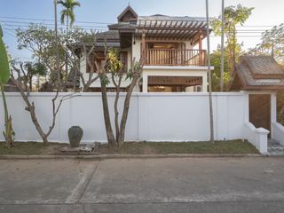 For sale 3 bedrooms villa in Mueang Chiang Mai, Chiang Mai