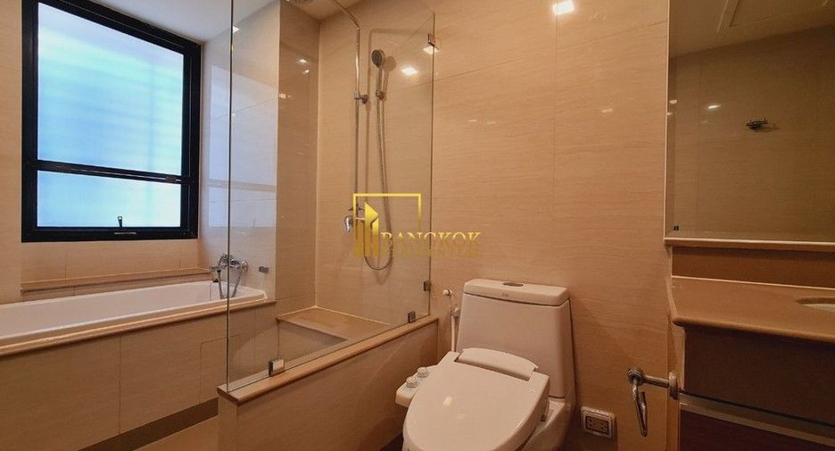 For rent 3 bedrooms apartment in Khlong Toei, Bangkok