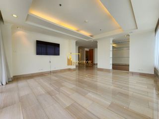 For rent 4 bedrooms condo in Pathum Wan, Bangkok