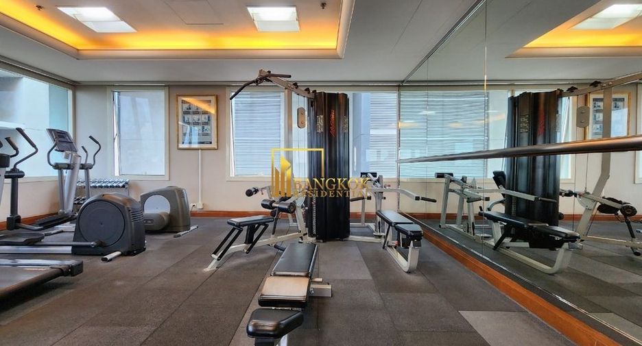 For rent 4 bedrooms condo in Pathum Wan, Bangkok